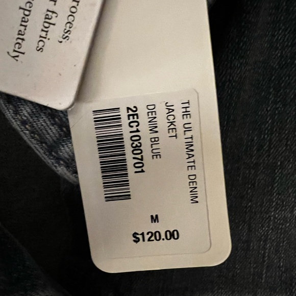 NWT, denim jean jacket. - Picture 6 of 8